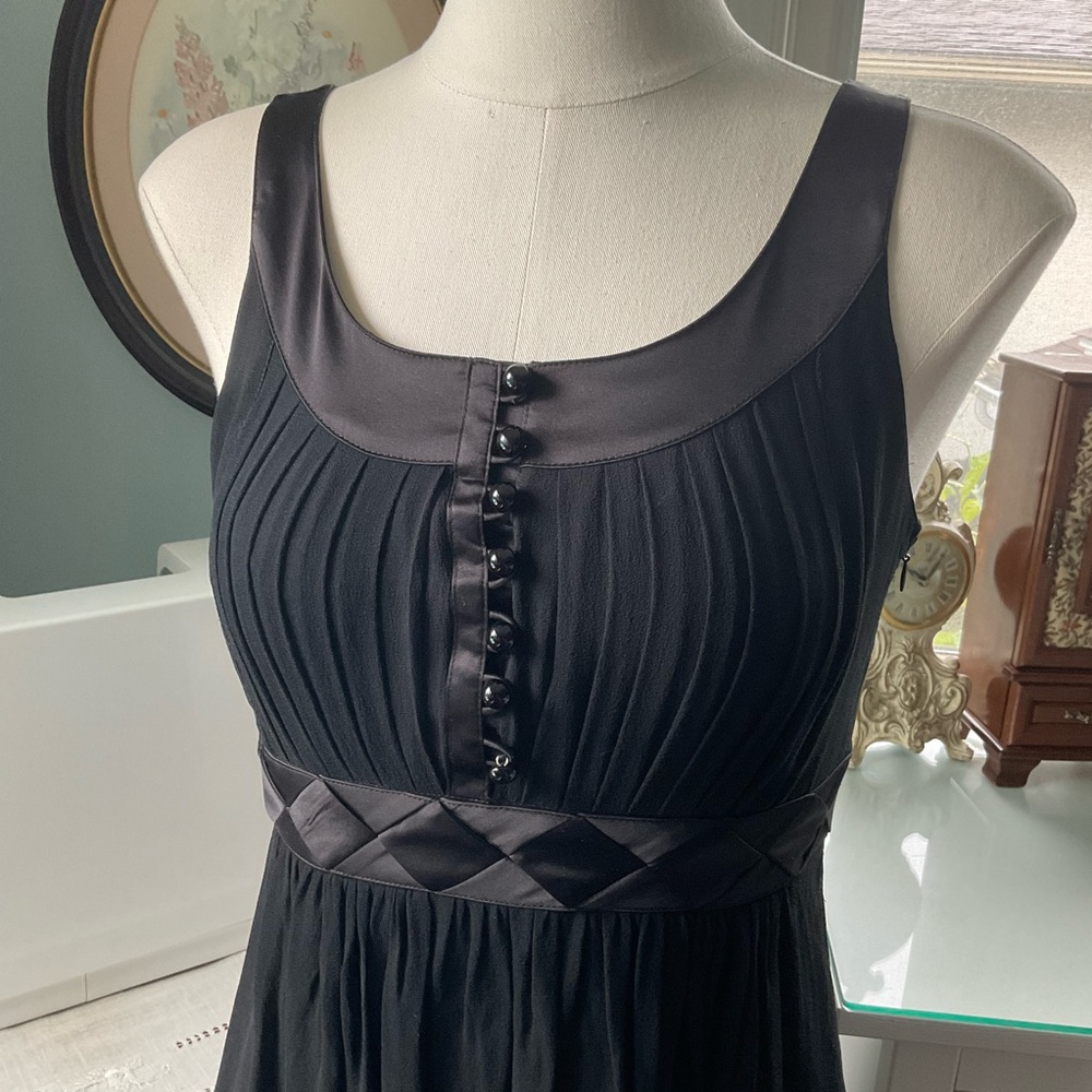 BCBG MaxAzria Black Silk Chiffon Dress with Button Bodice. Size 4. EUC.